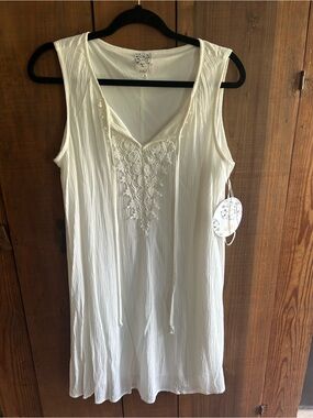 NAIF White Sleeveless Lace-Front Mini Dress